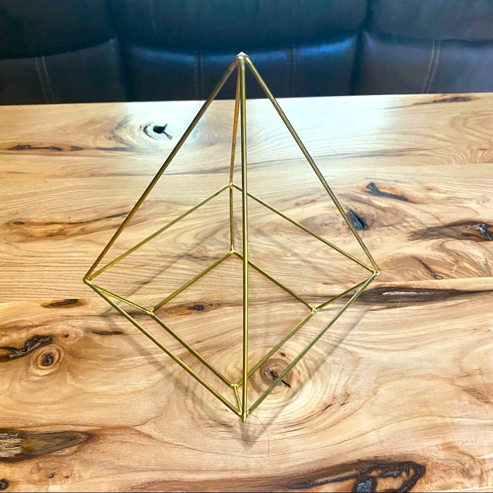 SOLD 12 ✨NEW✨ Gold Pyramid Decorative Accents SOLD